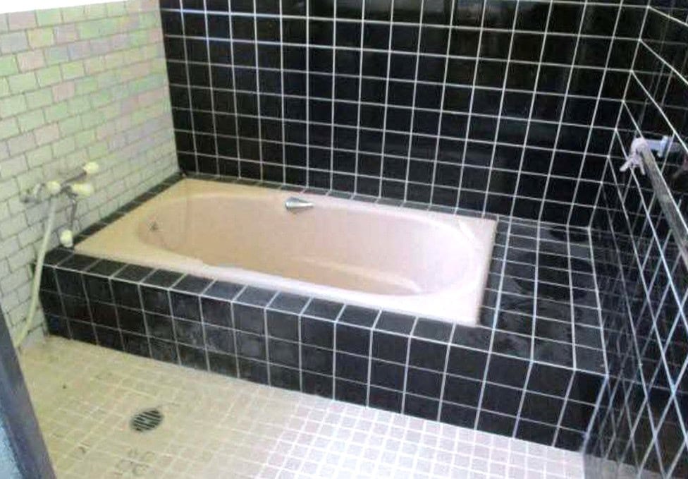 岡山県備前市の古民家物件の浴室。