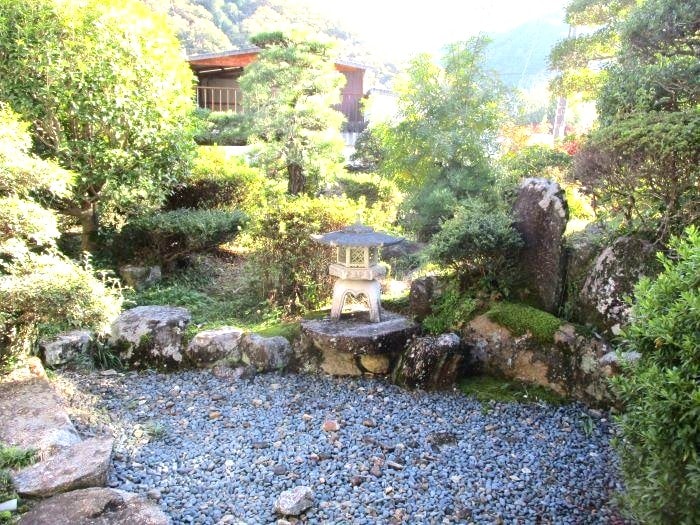 岡山県備前市の古民家物件の庭園。