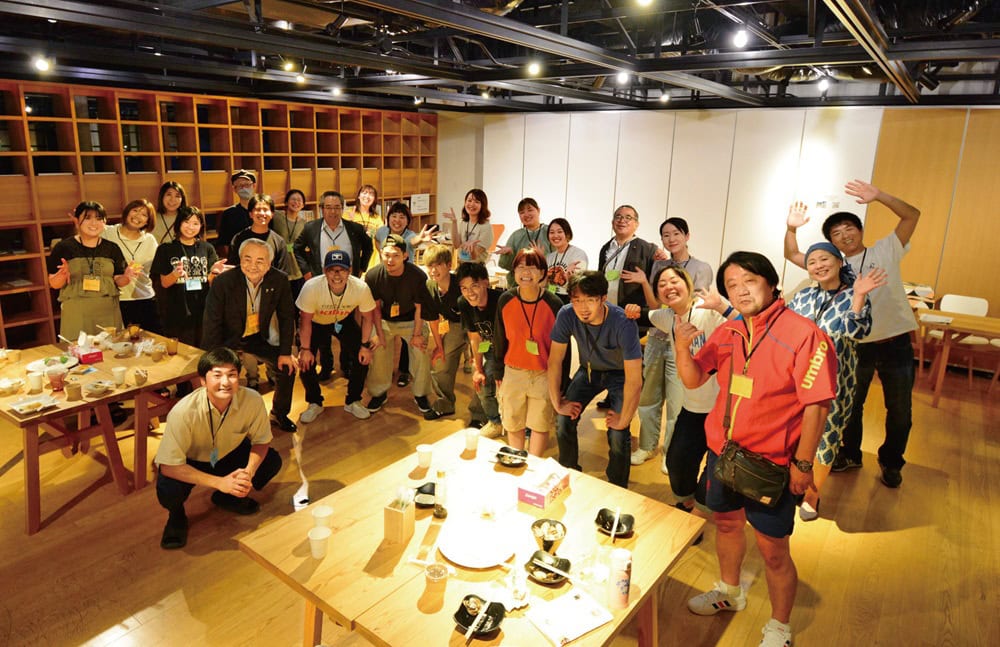 気仙沼市の多くの人に活躍を知ってほしいと「まちづくりカフェ~若手漁師さんと話そう!」が開かれた/宮城県気仙沼市