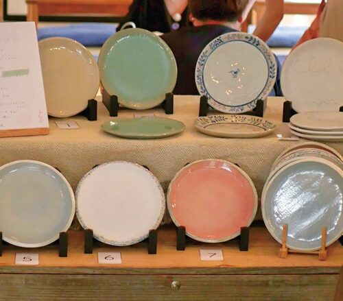 コバコでのイベントでは、この日のためにつくった会津本郷焼のうつわにスイーツや料理を盛り付けて提供/福島県会津美里町