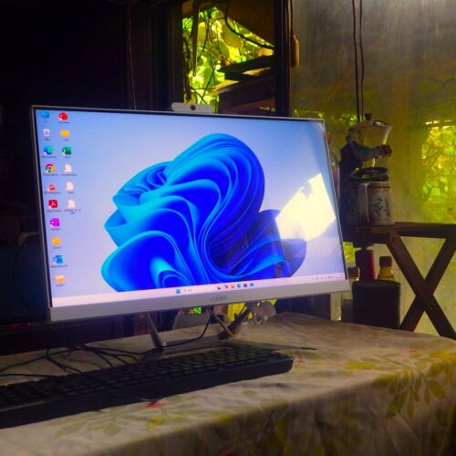 Windows10のサポートが終了するというので新しいパソコンを買った。