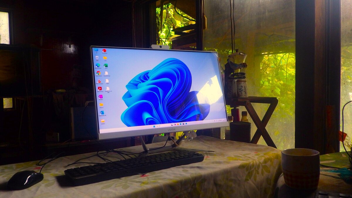 Windows10のサポートが終了するというので新しいパソコンを買った。