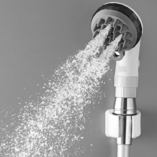 この冬にうれしい湯冷めしにくくなる効果も！【年間で約5万円も節約!?】プロが教える「シャワーヘッド」を今スグ取り替えるべき理由！