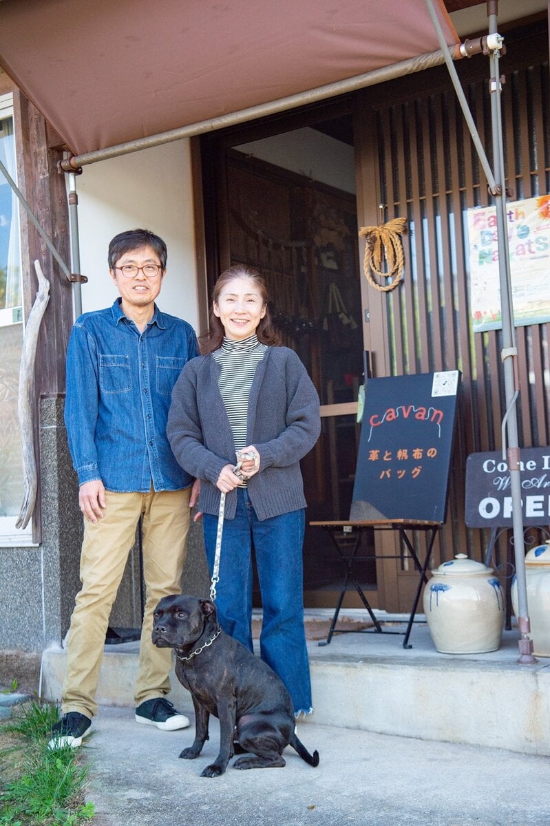 cavan(キャバン)の馬場さん夫妻。2023年に神奈川県座間市から真玉地区へ移住した/大分県豊後高田市