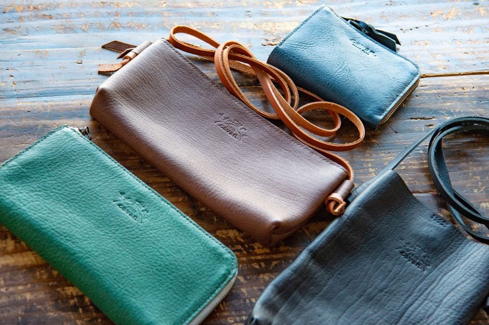 小型のショルダーバッグや財布、キーケースなどが人気/大分県豊後高田市「cavan」