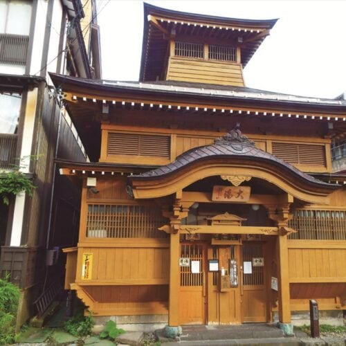 野沢温泉の外湯「大湯」(長野県野沢温泉村)