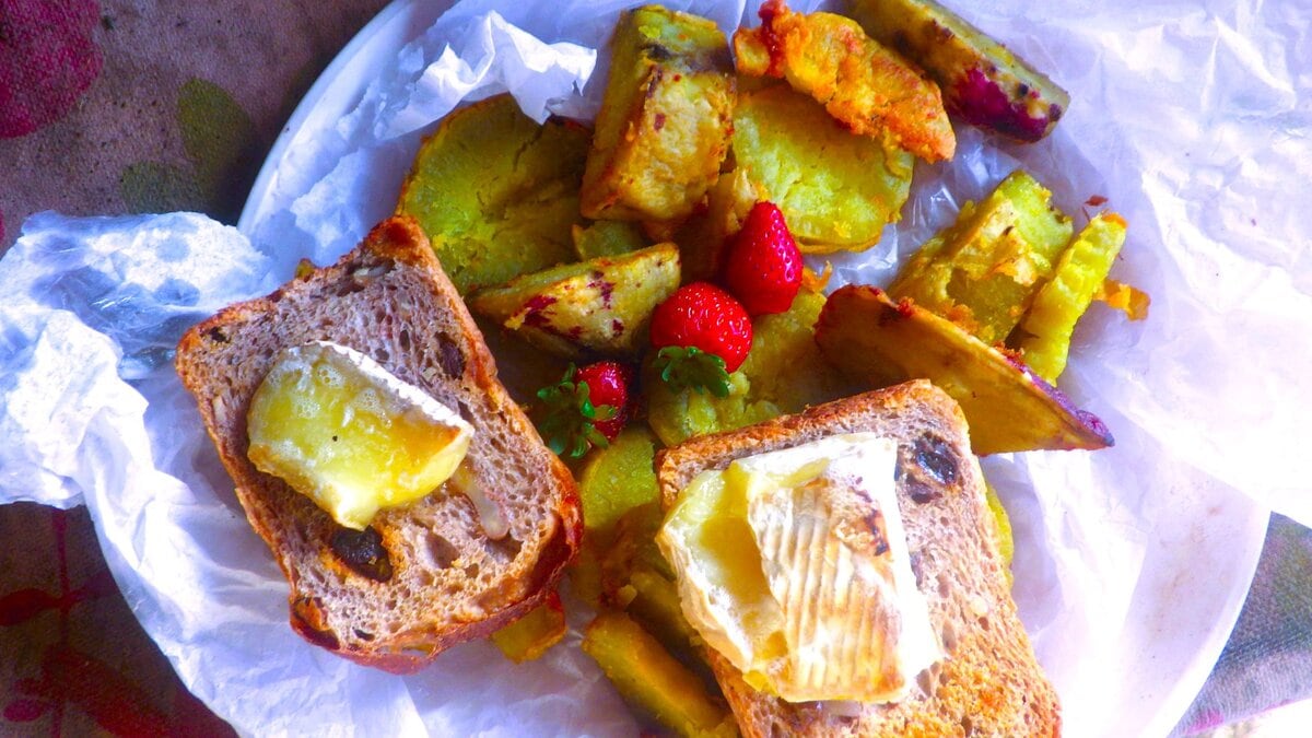 好きなもの 珈琲、パン、猫、朝の光とランニング