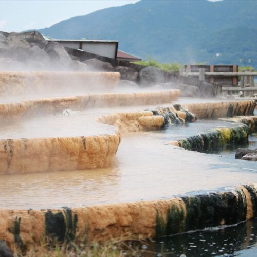 長崎県雲仙市の小浜温泉の湯棚。