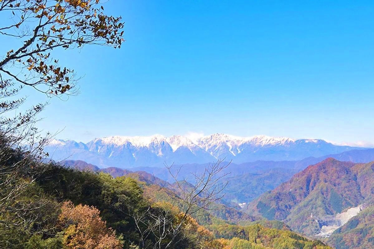 長野県長野市の陣馬平山トレッキングコース