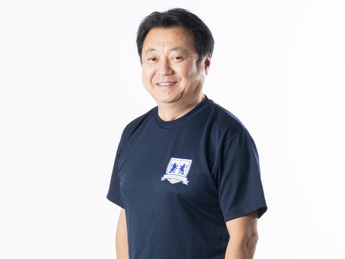 小学生で氷見高校の魅力に取りつかれ、選手では成し遂げられなかった日本一を指導者で達成した徳前さん