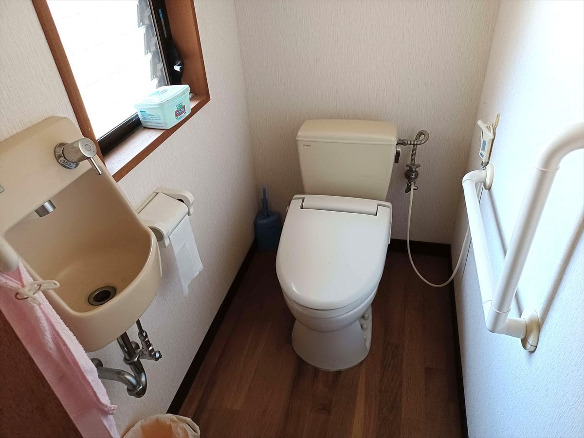 島根県雲南市の物件のトイレ。