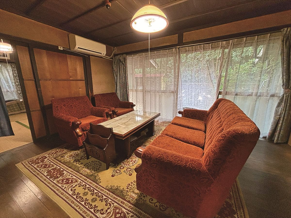 山口県周南市の物件の洋室。