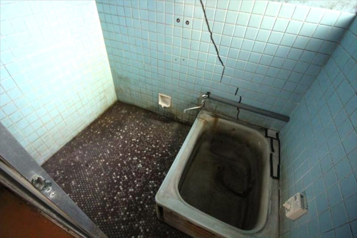 熊本県宇土市の物件の浴室。