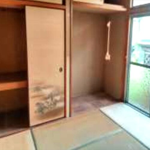 鹿児島県霧島市の物件の和室。