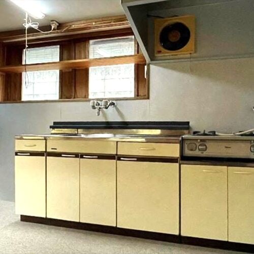 長崎県雲仙市の賃貸物件のキッチン。