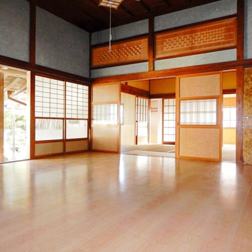 千葉県いすみ市の物件の板の間12.5帖