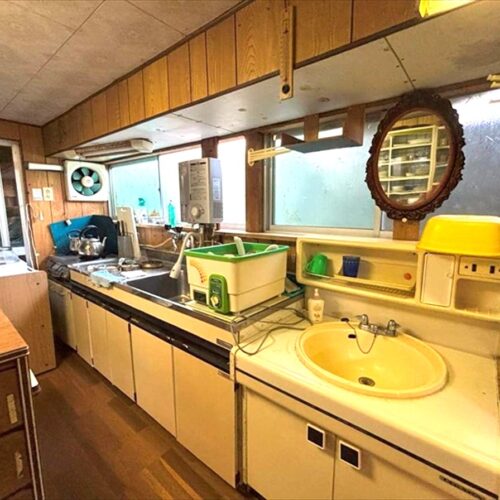 山口県周南市の物件のキッチン。