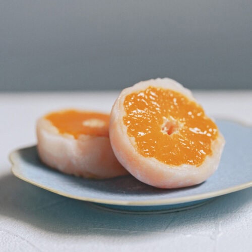 【愛媛県】 清光堂の一福百果 まるごとみかん大福(1個 454円)