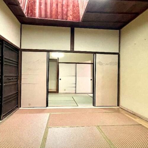 長崎県雲仙市の賃貸物件の和室。襖を開ければ広々。