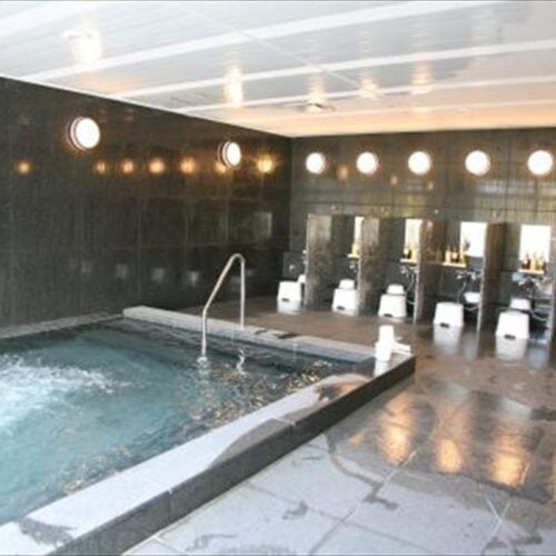 広島県三次市の「甲奴(こうぬ)健康づくりセンター ゆげんき」のお風呂。