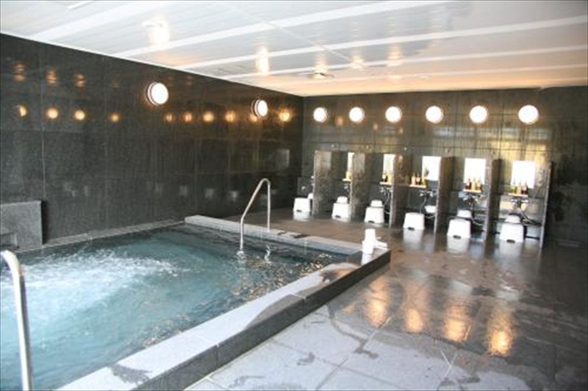 広島県三次市の「甲奴(こうぬ)健康づくりセンター ゆげんき」の温泉。