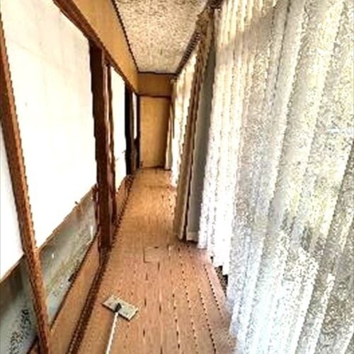 鹿児島県さつま町の物件の縁側。