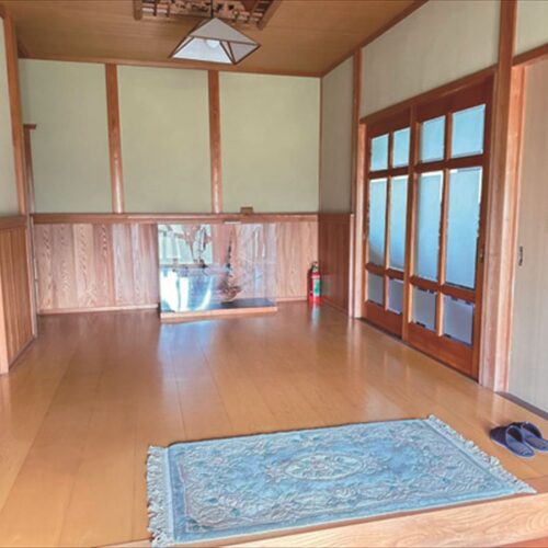 兵庫県佐用町の物件の玄関