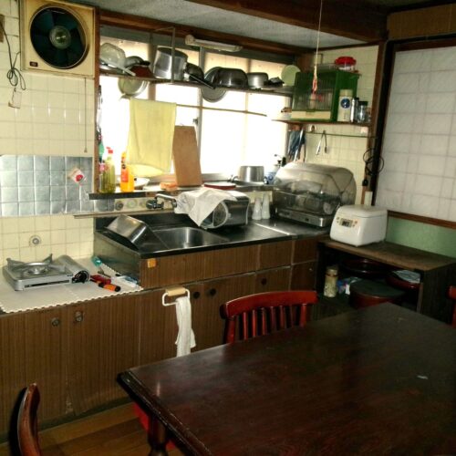 兵庫県佐用町にある物件のキッチン。