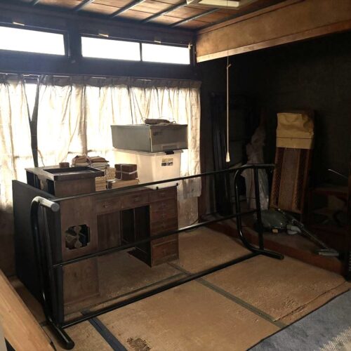 広島県三次市の物件の2階和室。