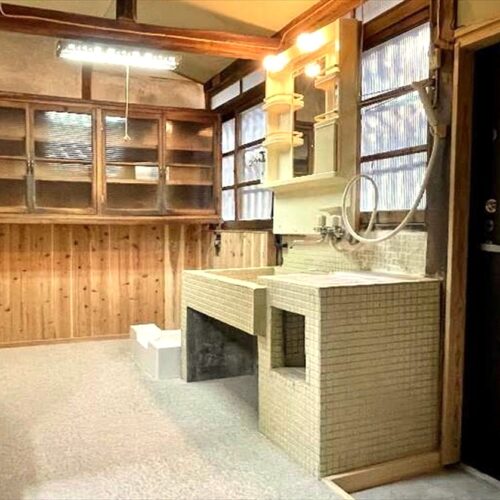 長崎県雲仙市の賃貸物件の洗面所。