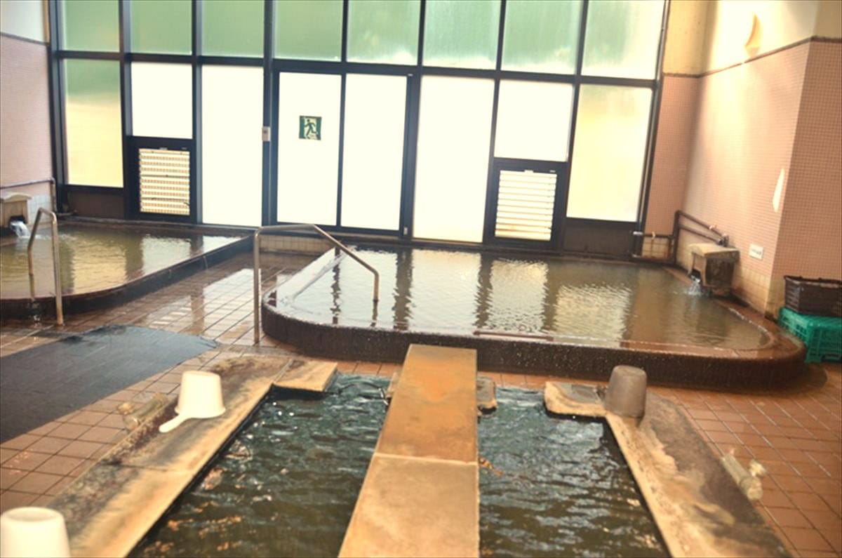 鹿児島県薩摩川内市の入来(いりき)温泉「湯之山館」。