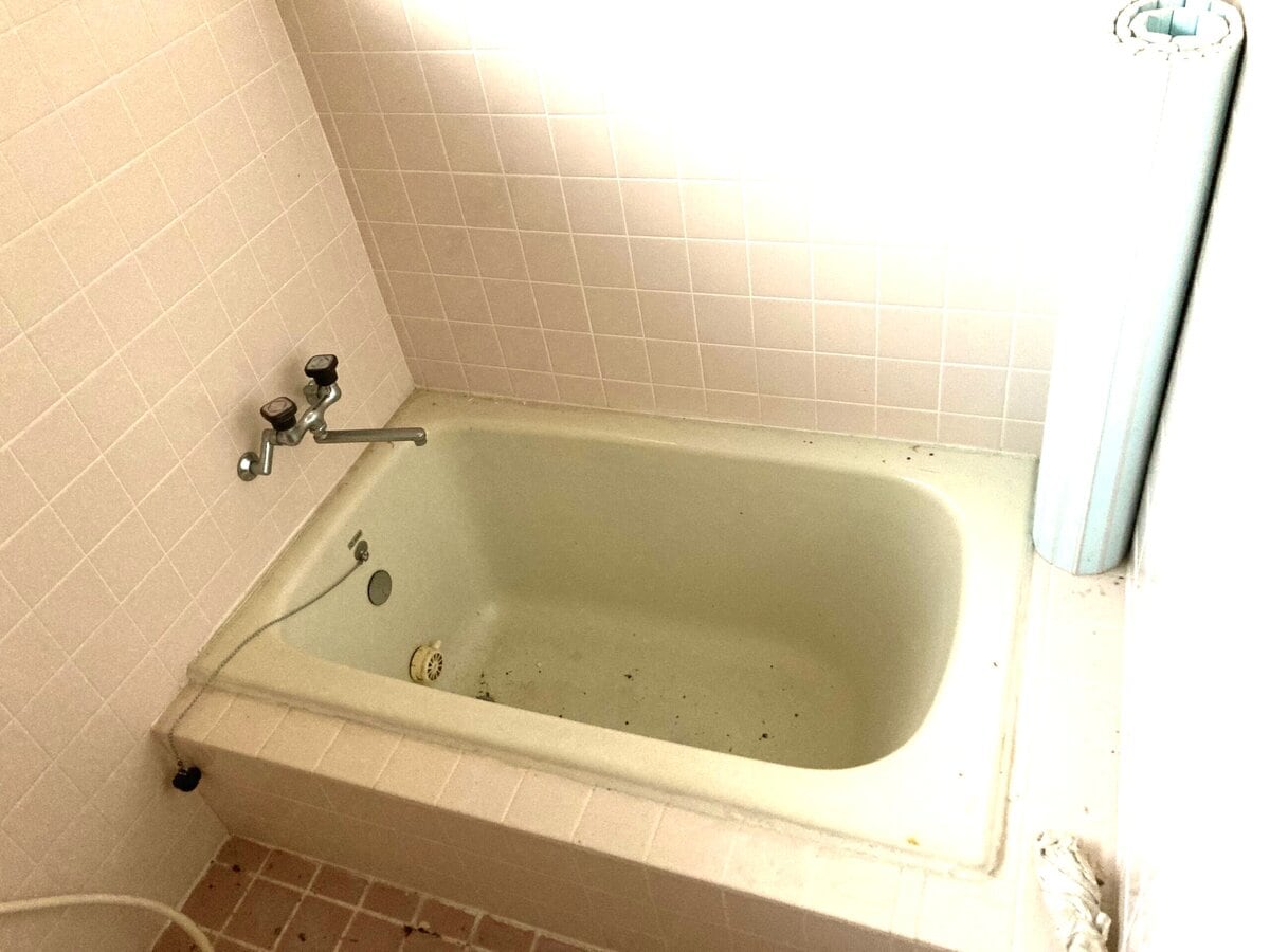 山口県萩市の物件の浴室。