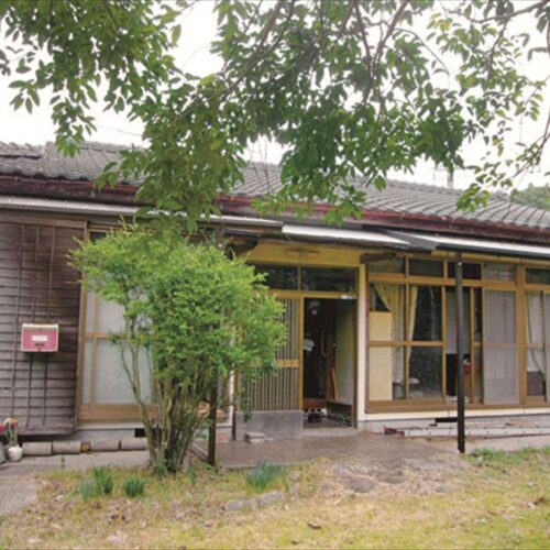 菜園スペースのある平屋。3つの泉質の違う温泉が、車で15分圏内! 【鹿児島県薩摩川内市】豊かな自然、温泉に恵まれたまち。新幹線停車駅がありアクセス良好|移住支援も充実