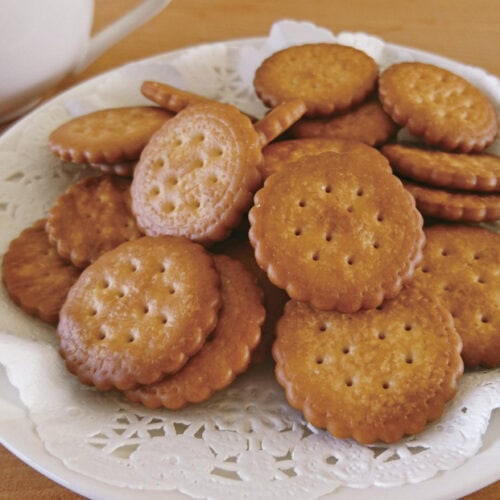 第1位|【高知県】 野村煎豆加工店のおやつミレービスケット(ボトルタイプ 810円)