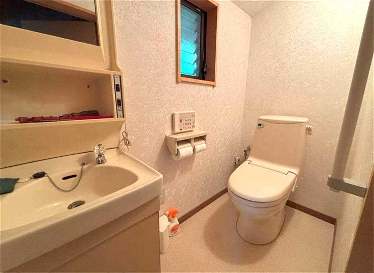 山口県周南市の物件のトイレ。