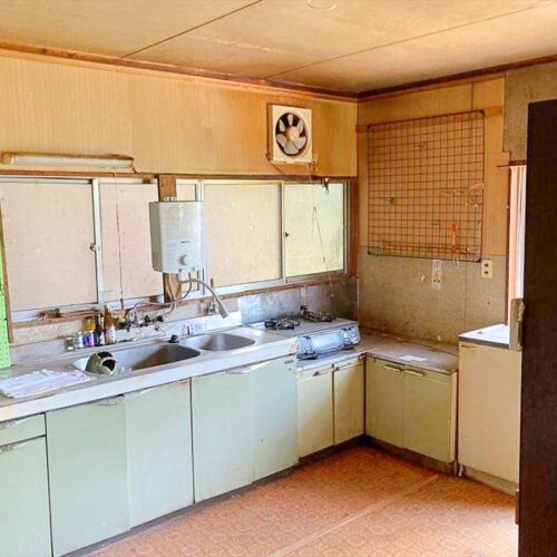 群馬県桐生市の物件のキッチン