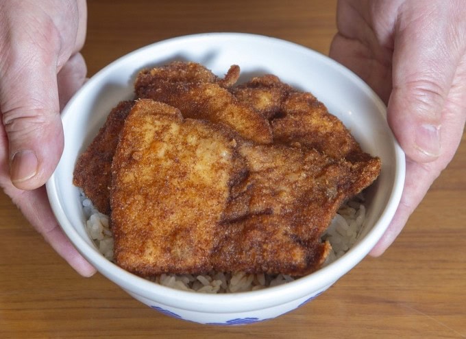 福井市の名物丼がソースカツ丼