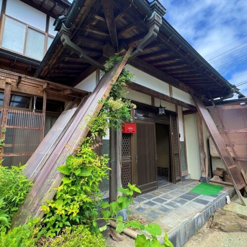 元事務所スペースや納戸、広い洋室がある6LDKが250万円【福島県会津美里町】会津の里山で伝統文化を楽しみながら暮らす